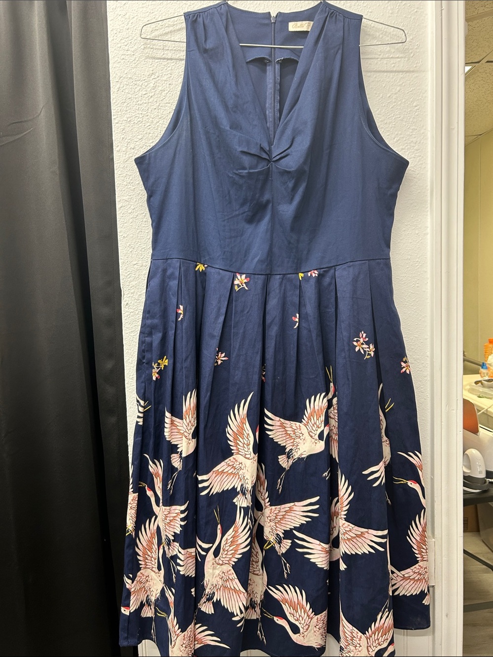 Sleeveless Navy Midi Dress with Crane Print